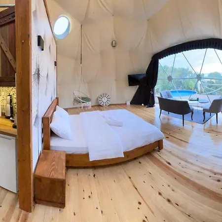 Dome * 萨潘贾