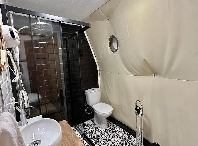 אוהל מפואר Dome